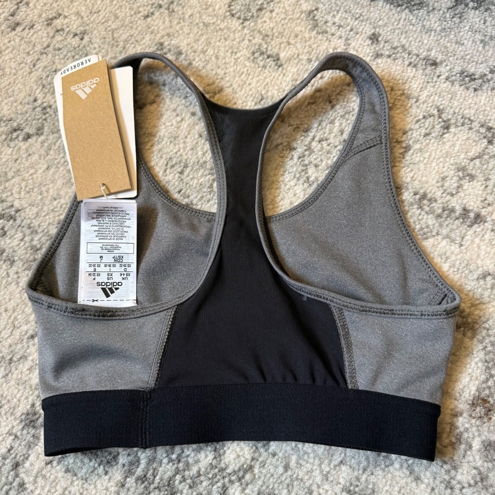 Adidas Girls Sports Bra Dark Grey Heather Black XS 129535241 NEW - Picture 2 of 2